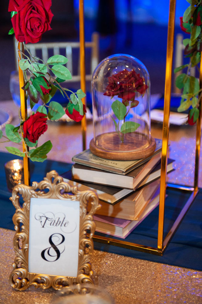 Romantic Roses event theme table design