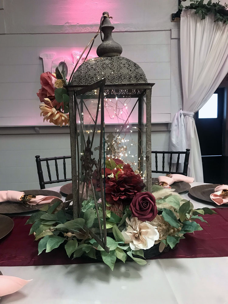 Rustic Romance event table design themes